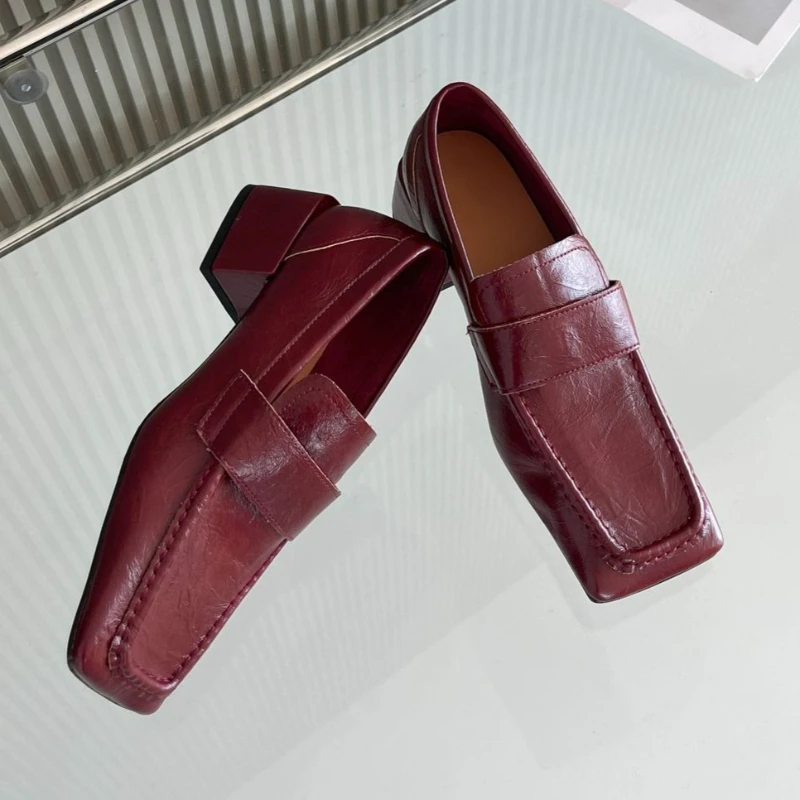 女性用スクエアトゥチャンキーヒールドレスシューズ、ソフトレザ - Leather Work Flats Women のレビューと価格