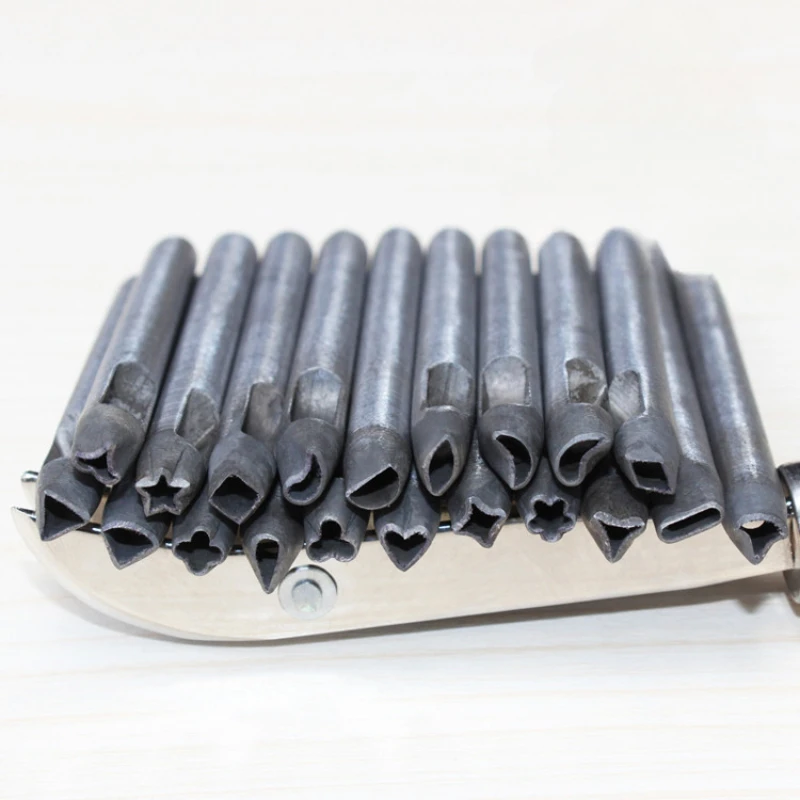 20個入り 5mm 鉄製 不規則な花型パンチ レザーフラワー - Leatherwork Manual のレビューと価格