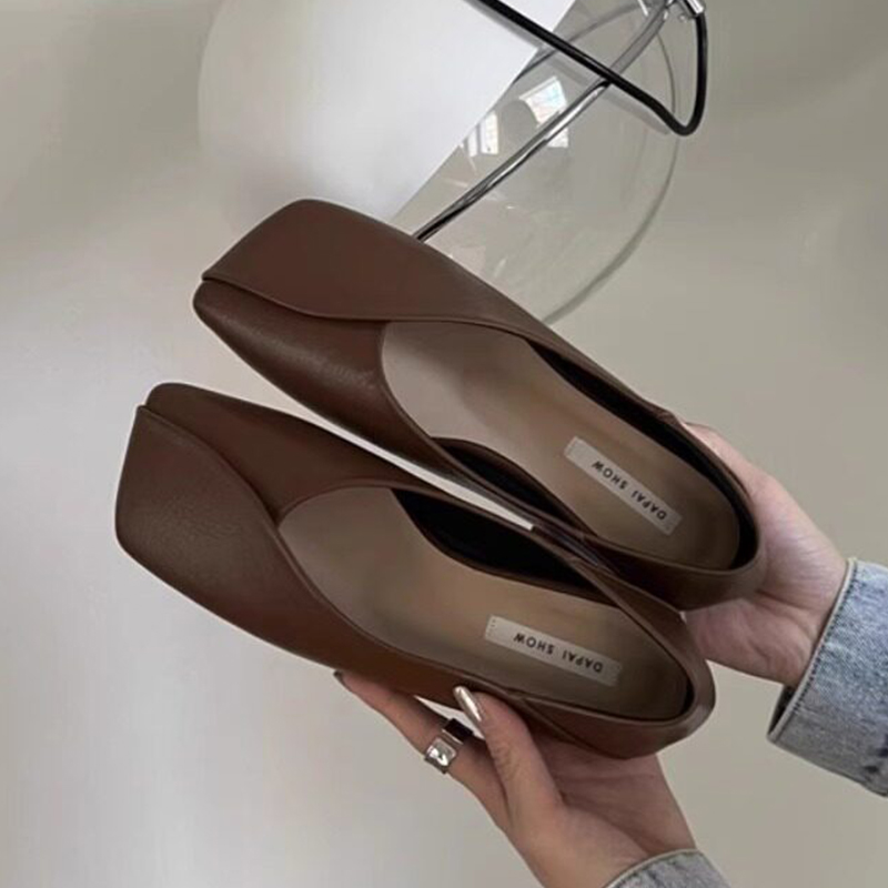 女性の新しいローファーシューズフラットスポーツスニーカートレ - Leather Work Flats Women のレビューと価格